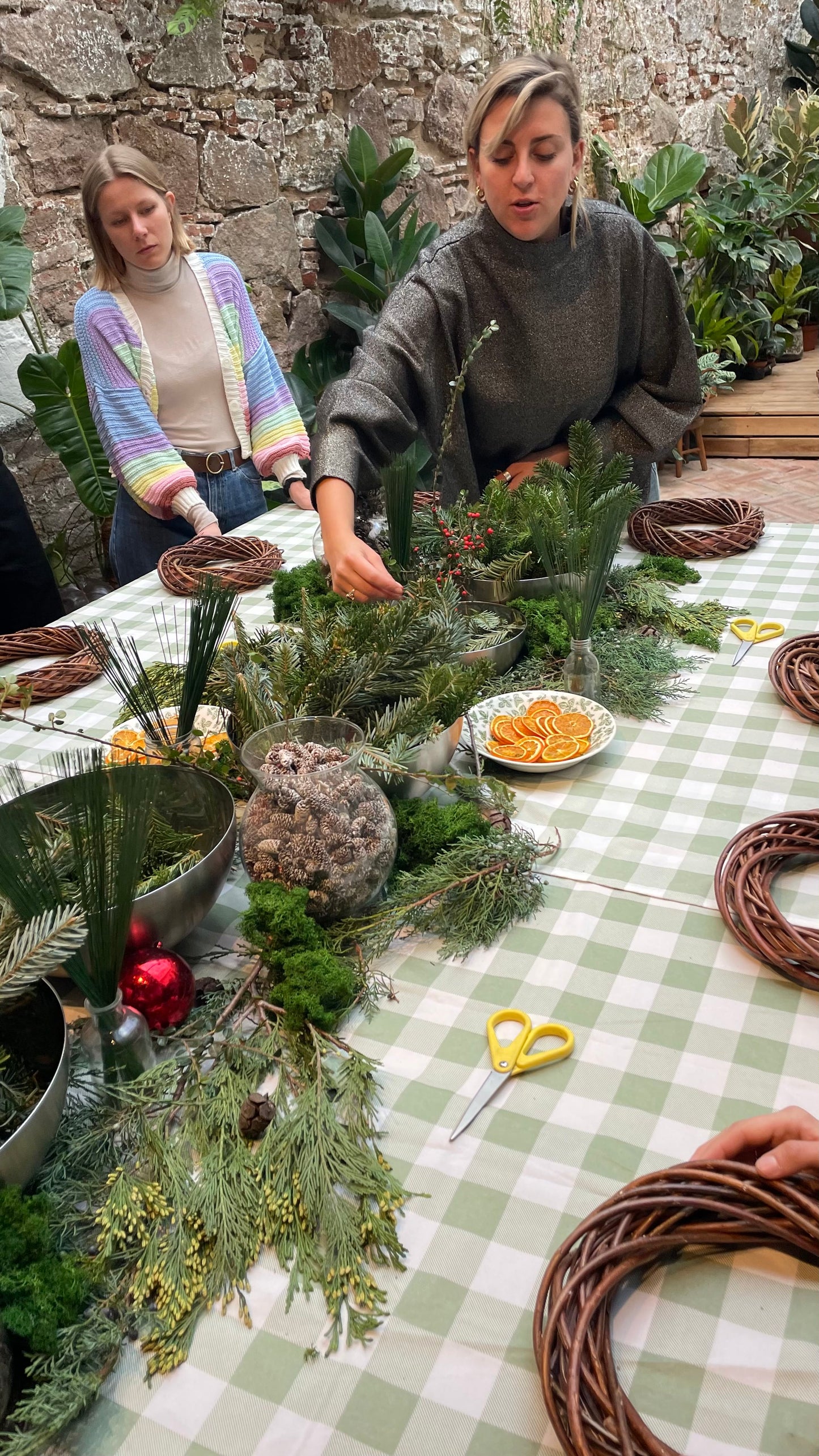 Taller de Corona de Navidad en Barcelona