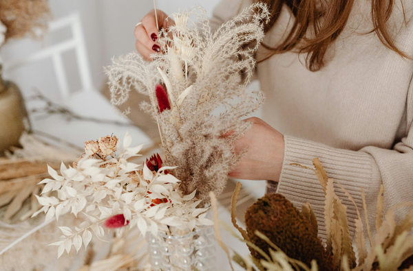 Dried Flower Bouquet Workshop in Madrid
