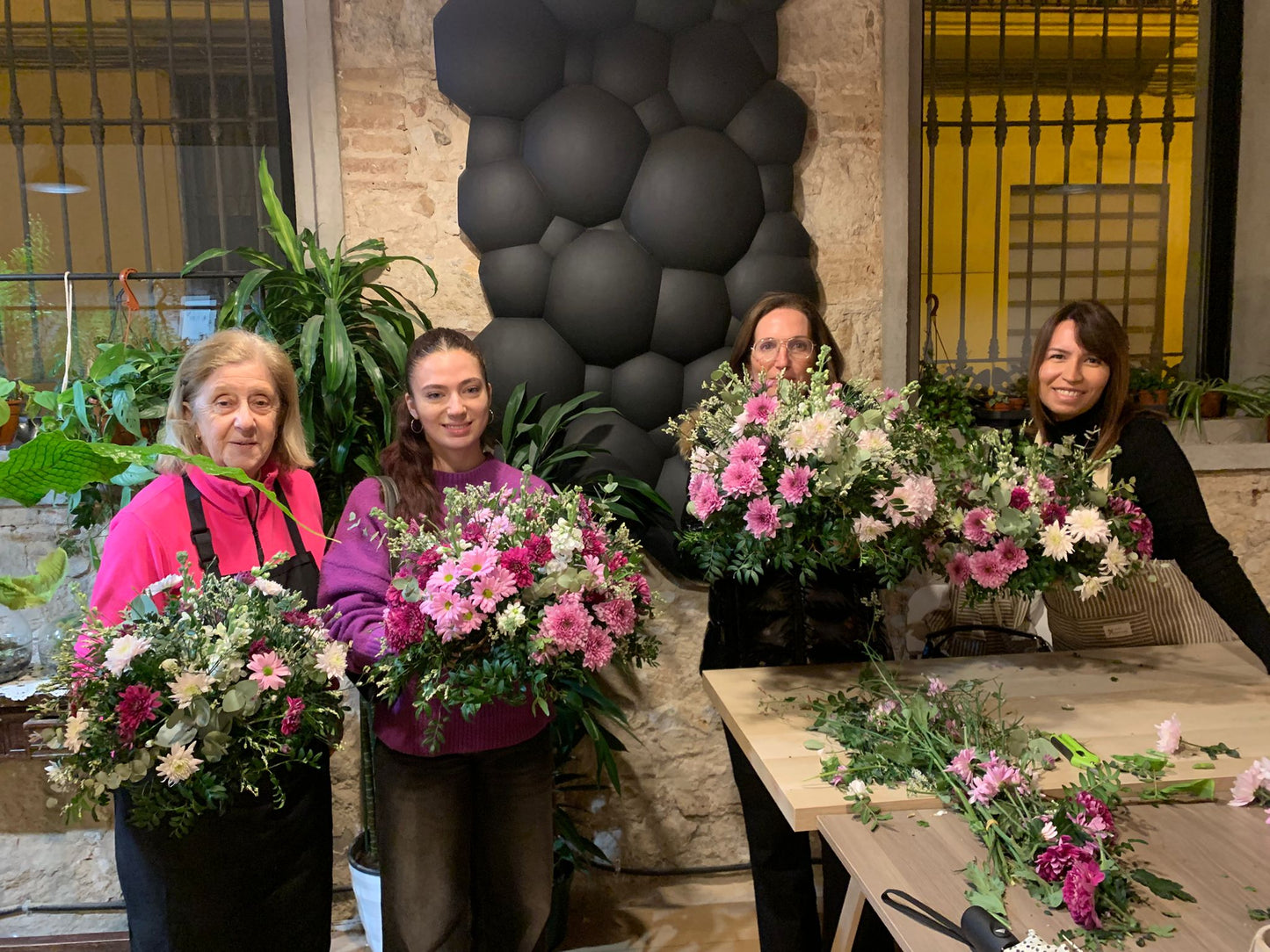 Fresh Flower Table Centrepiece Workshop in Barcelona