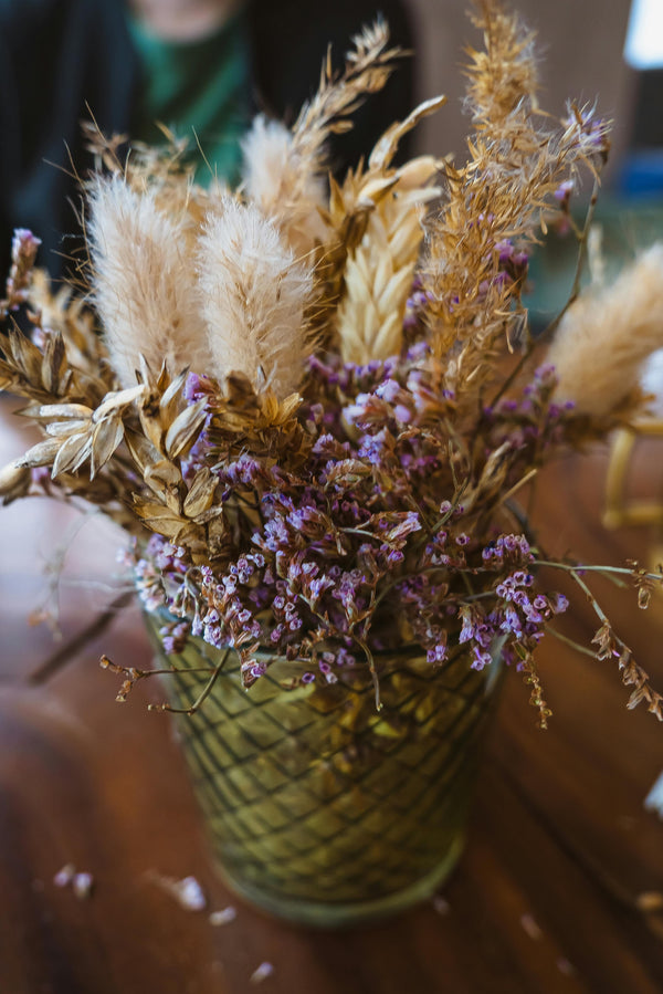 Dried Flower Bouquet Workshop in Barcelona